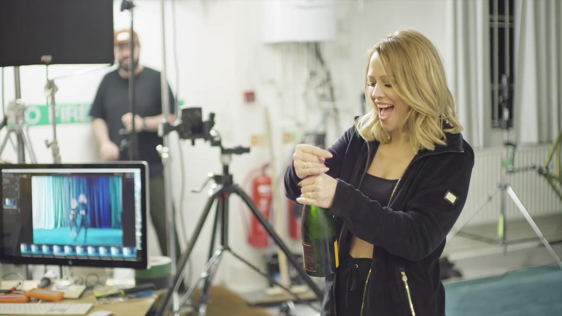 KimberleyWalsh_co_uk-046.jpg KimberleyWalsh_co_uk-046.jpg
