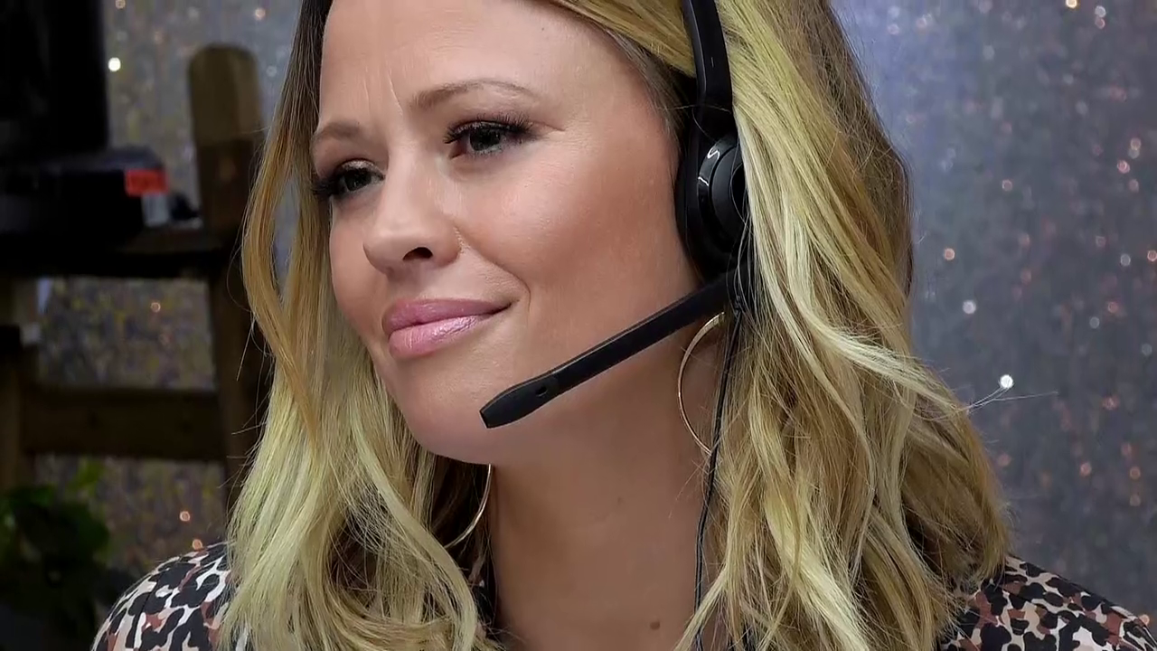 KimberleyWalsh_co_uk-004.png KimberleyWalsh_co_uk-004.png