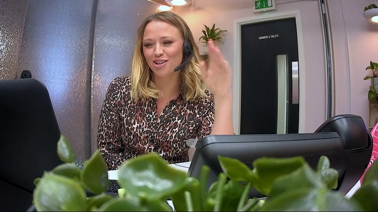 KimberleyWalsh_co_uk-052.png KimberleyWalsh_co_uk-052.png