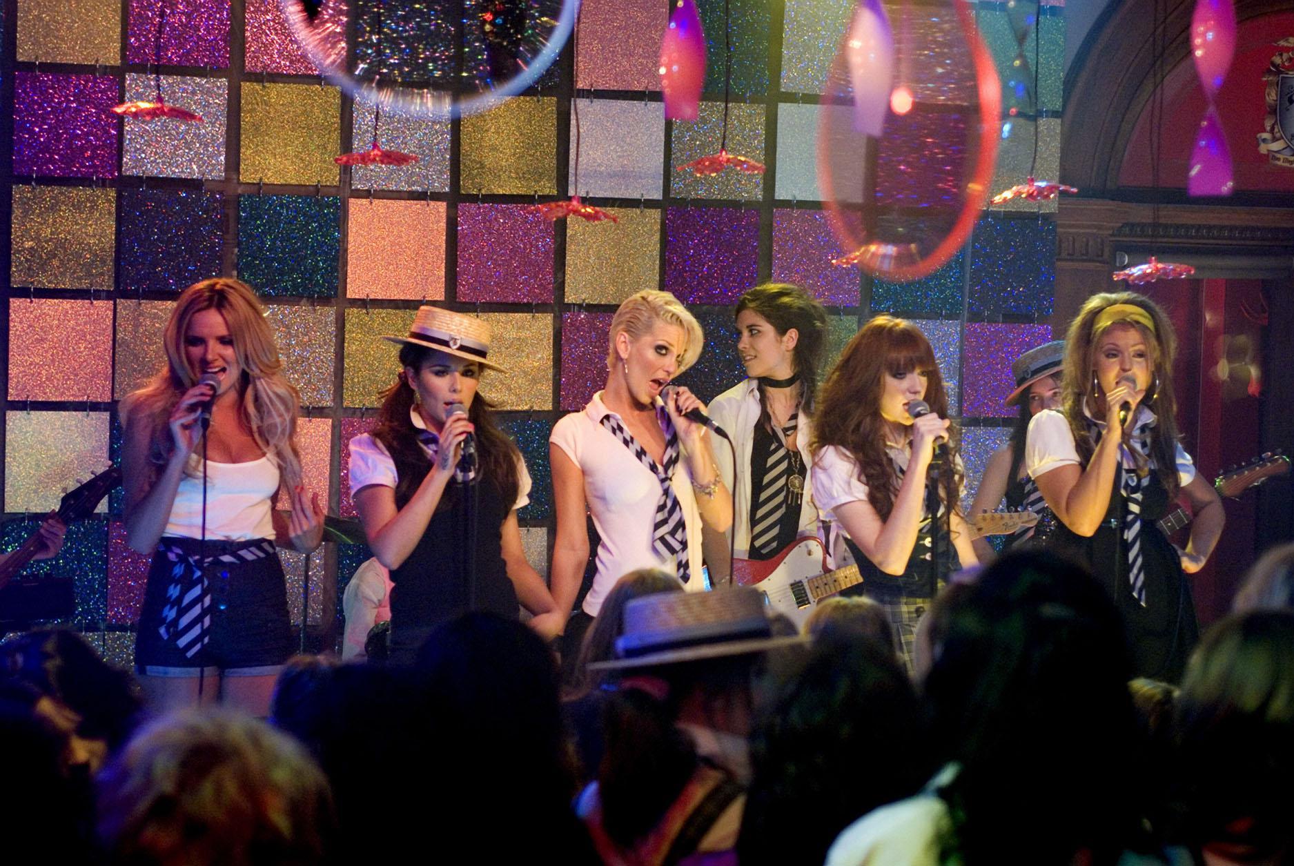 st_trinians_02.jpg st_trinians_02.jpg