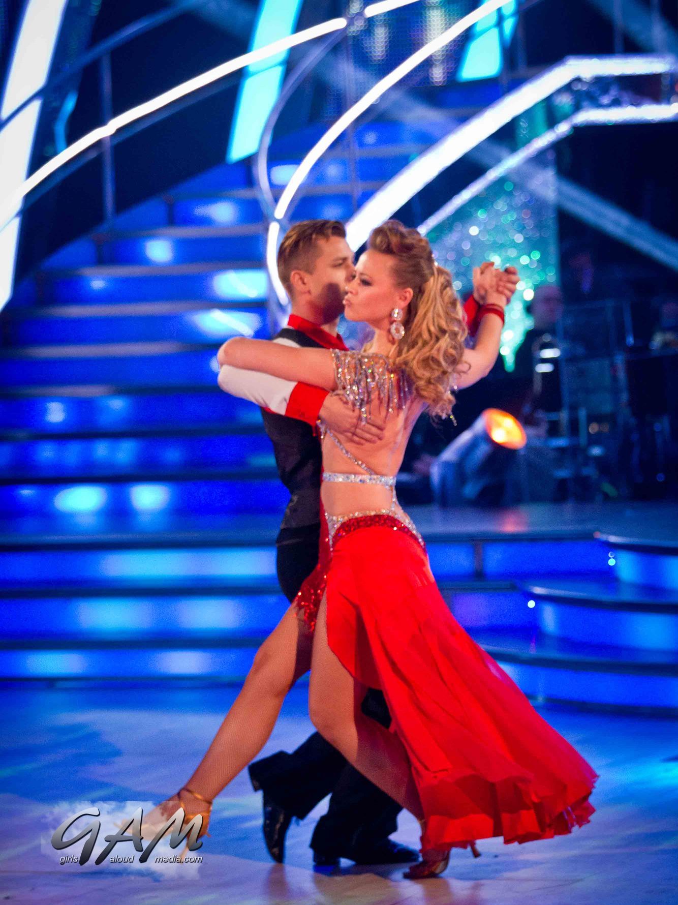 1131120052923_0_Kimberley_Walsh_on_Strictly_Come_Dancing_08_12_12_28129.jpg 1131120052923_0_Kimberley_Walsh_on_Strictly_Come_Dancing_08_12_12_28129.jpg