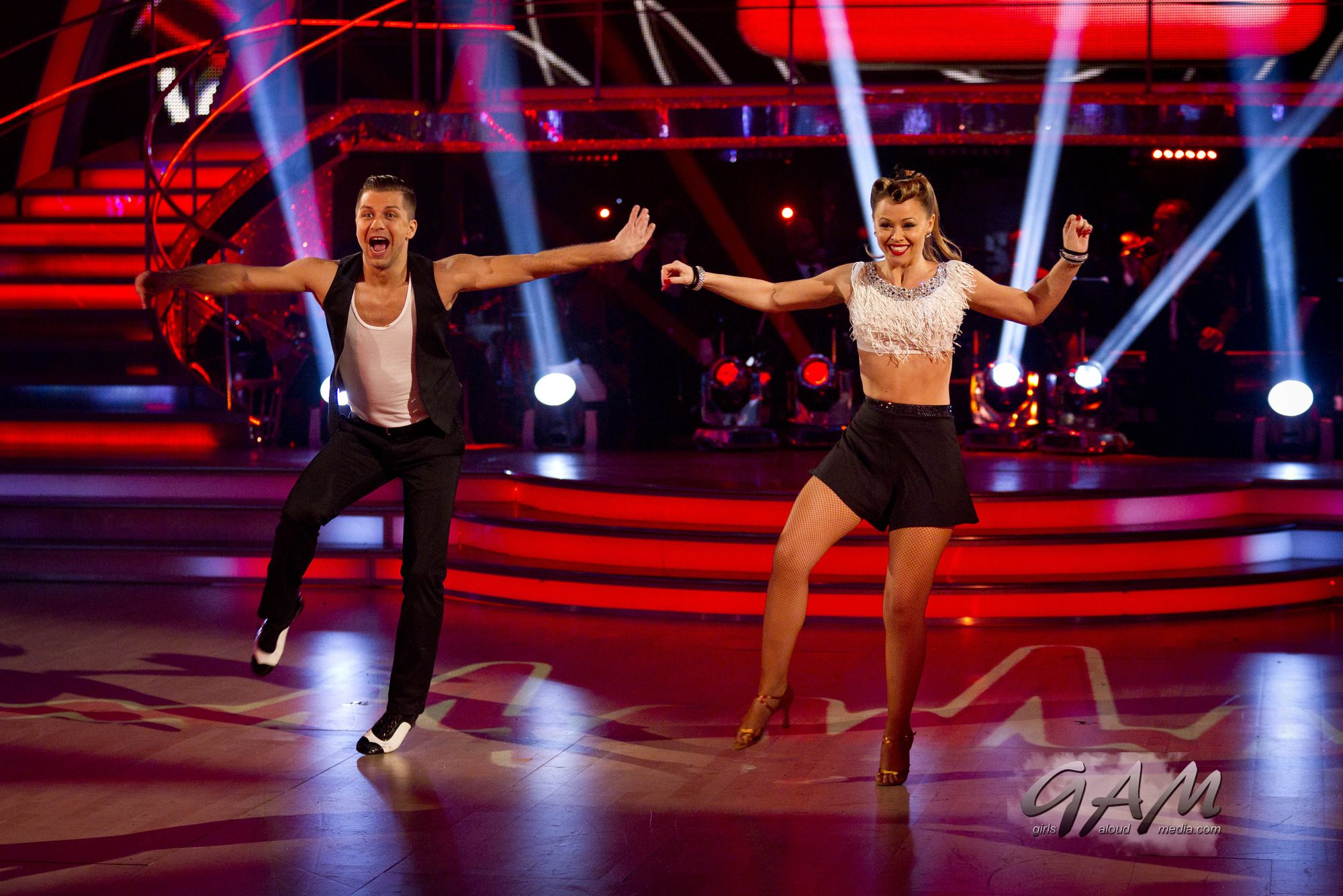 1131115907976_3_Kimberley_Walsh_on_Strictly_Come_Dancing_01_12_12_28429.jpg